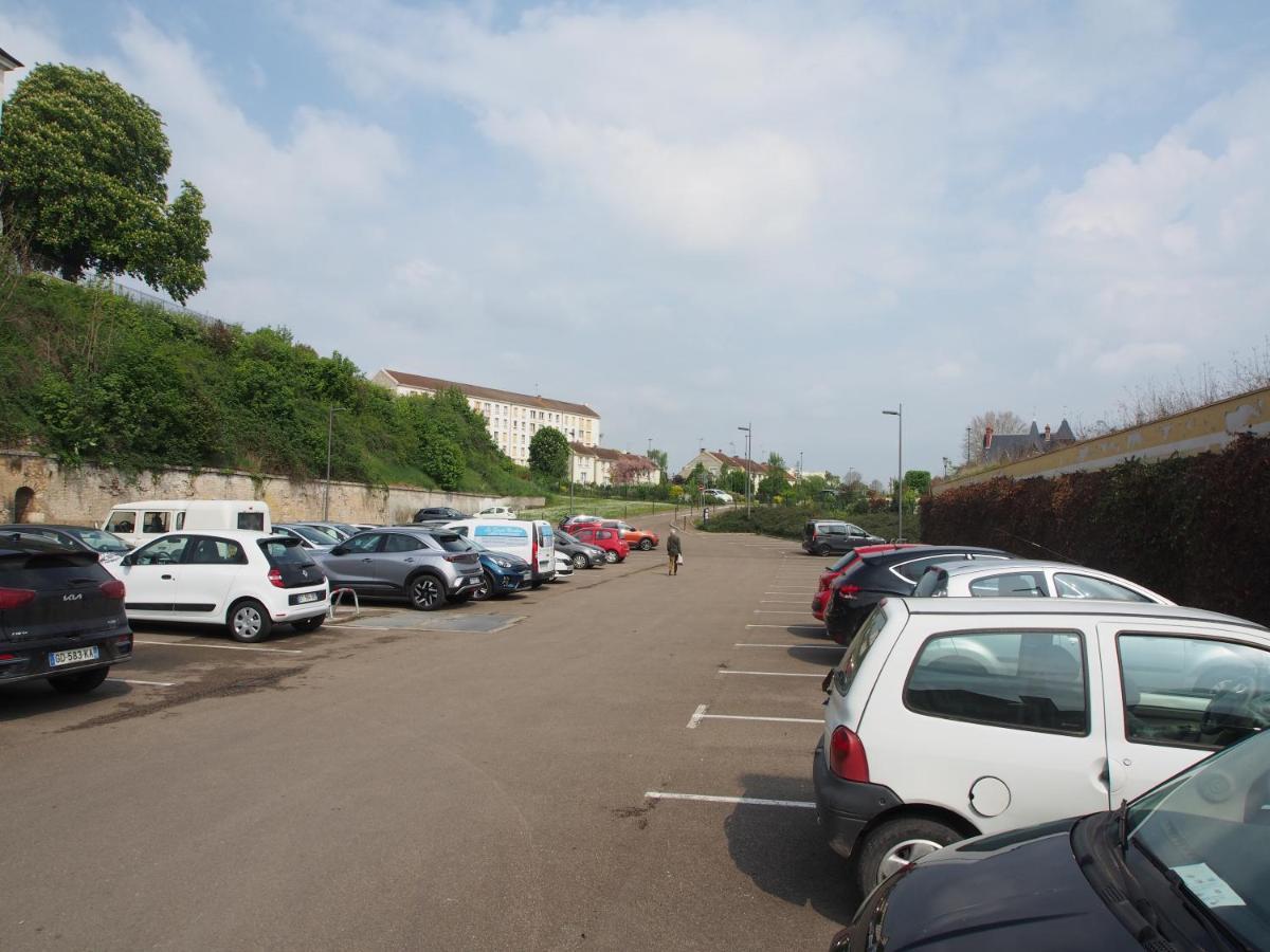 Le Mont Brenn Lägenhet Auxerre Exteriör bild