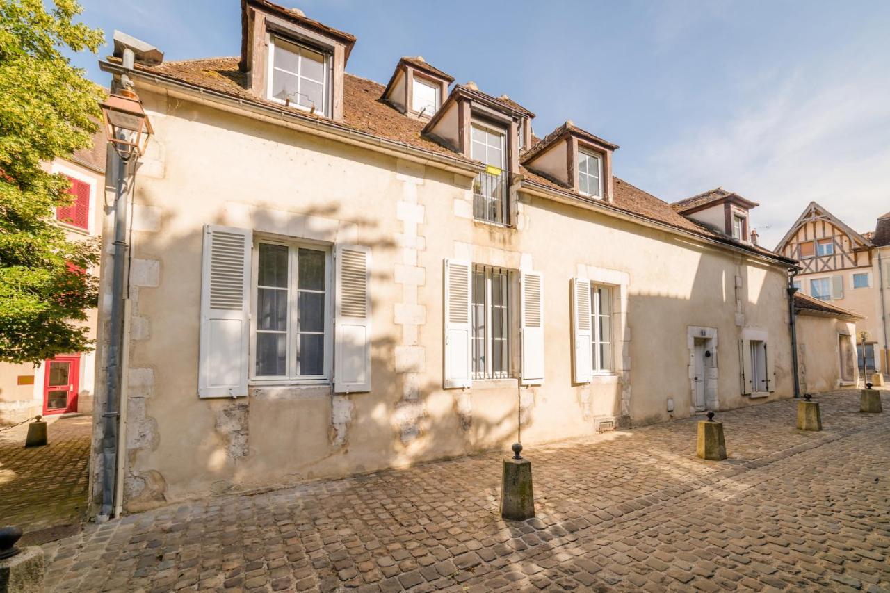 Le Mont Brenn Lägenhet Auxerre Exteriör bild